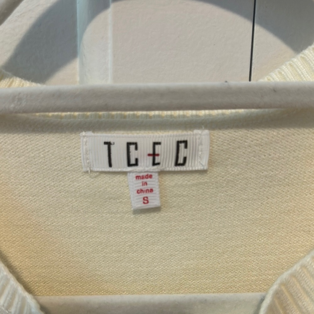 TCEC Cream Knit Top - Picture 2 of 3